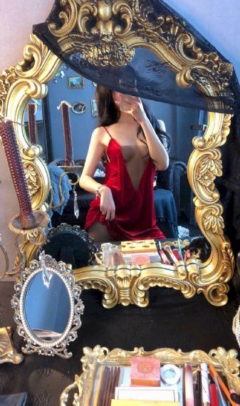 免费约寂寞的女人网站_720电影在线看