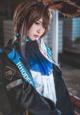 红色高跟鞋免费观看完整版电影_720全集免费观看